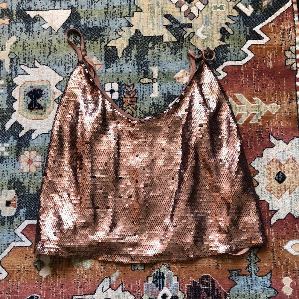 Forever 21+ Gold Sequin Top (Size 0X)